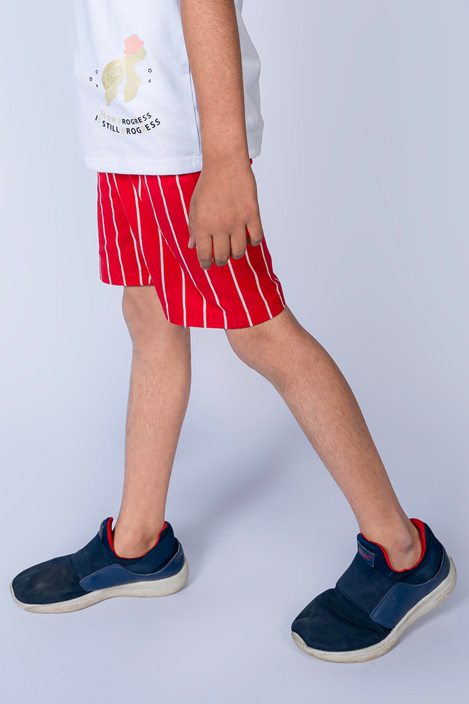 BOY'S TWILL SHORT RED WITH WHITE LINES