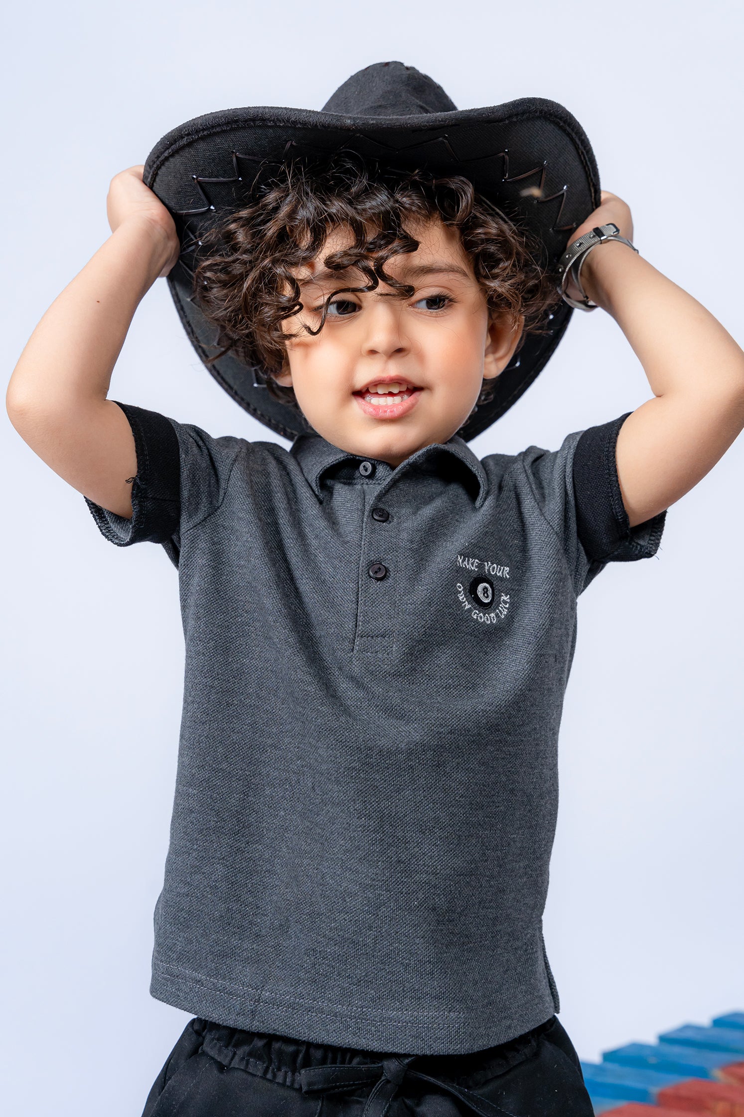 KID'S POLO BLACKISH GRAY FRONT EMBROIDERY