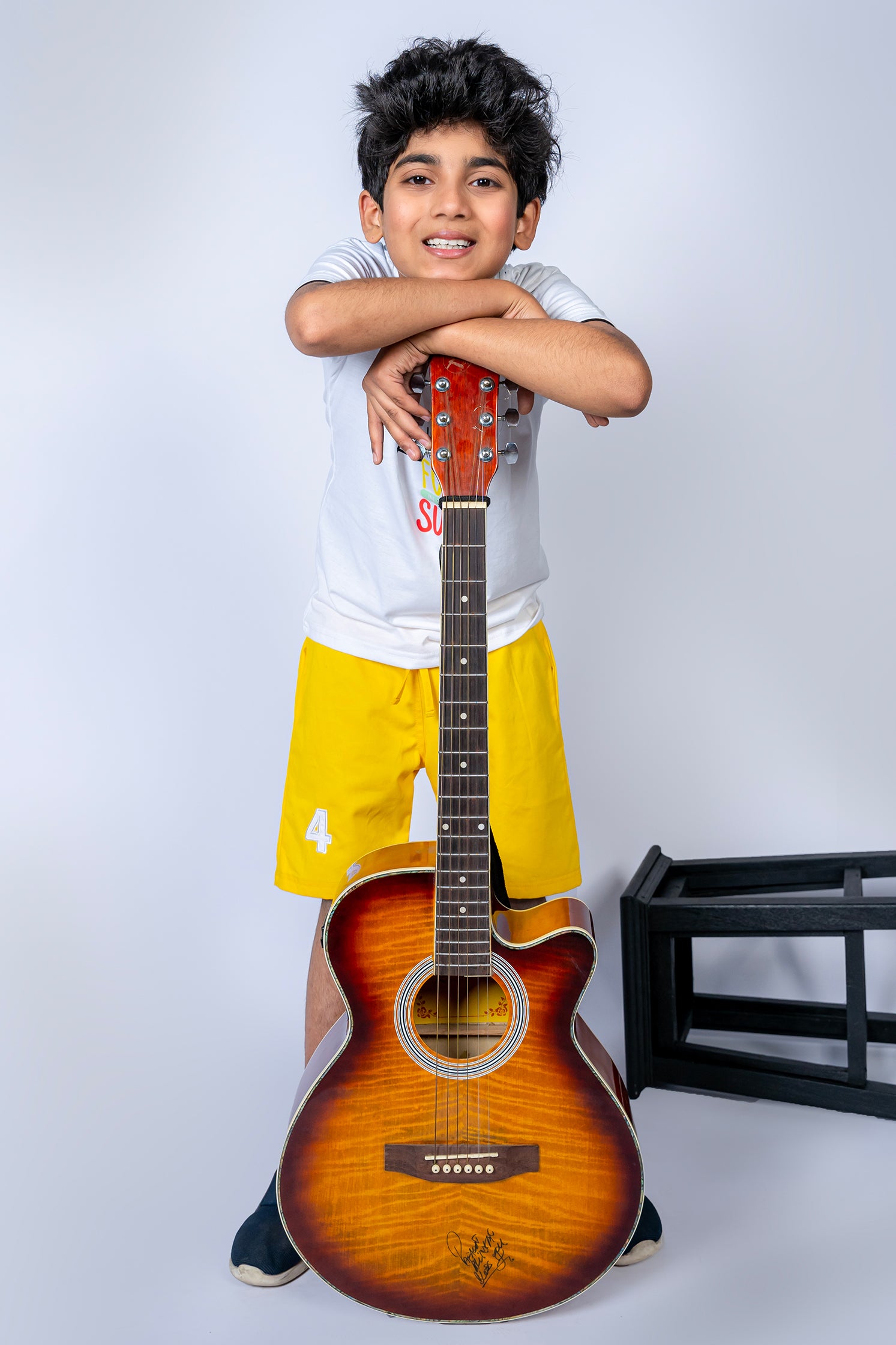 BOY'S T-SHIRT WHITE WITH "SUN" PRINTING