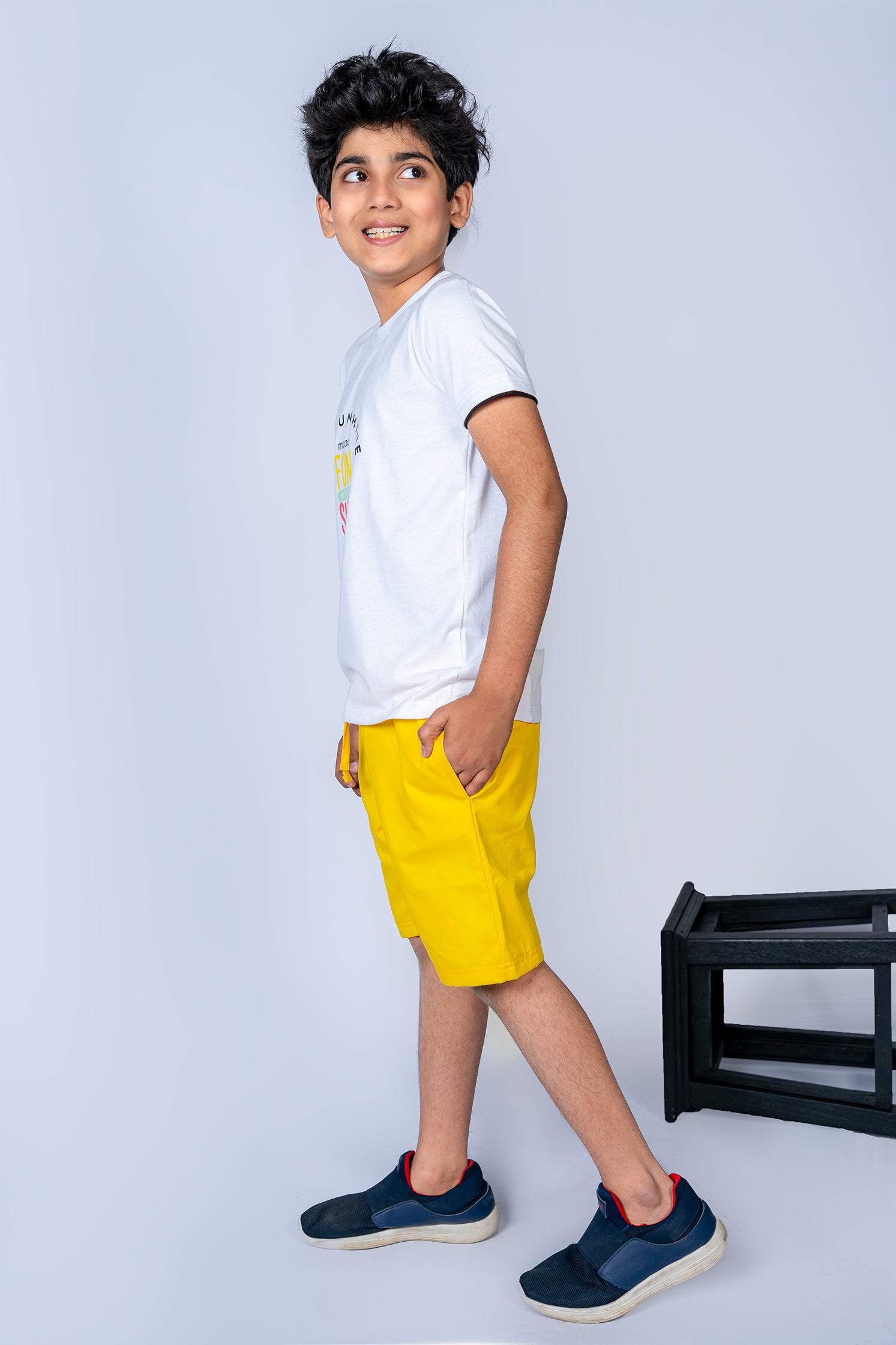 BOY'S T-SHIRT WHITE WITH "SUN" PRINTING