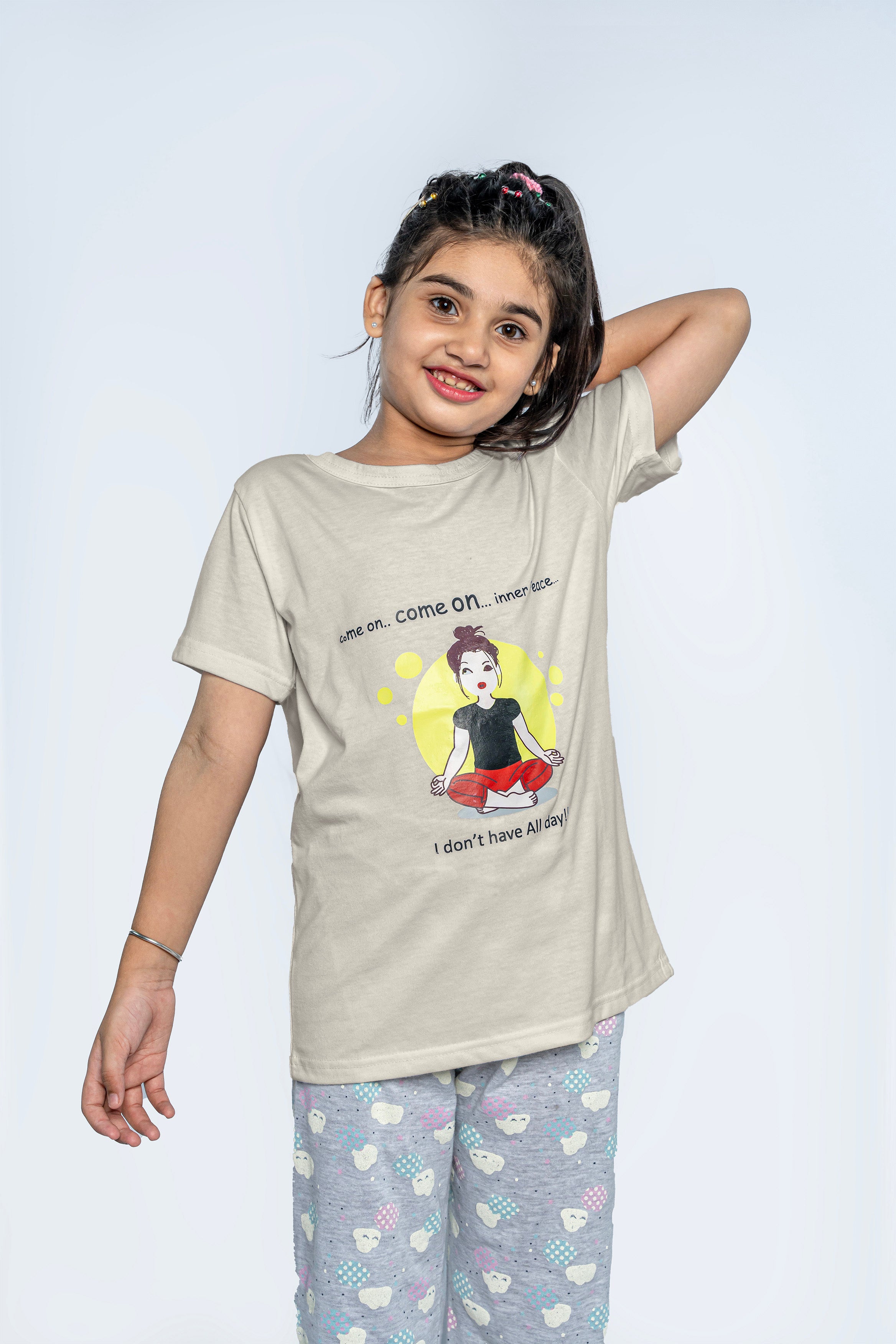 GIRL'S PAJAMA SET | SLEEPWEAR | IVORY AND PRINTED GRAY TROUSER NIGHT SUIT