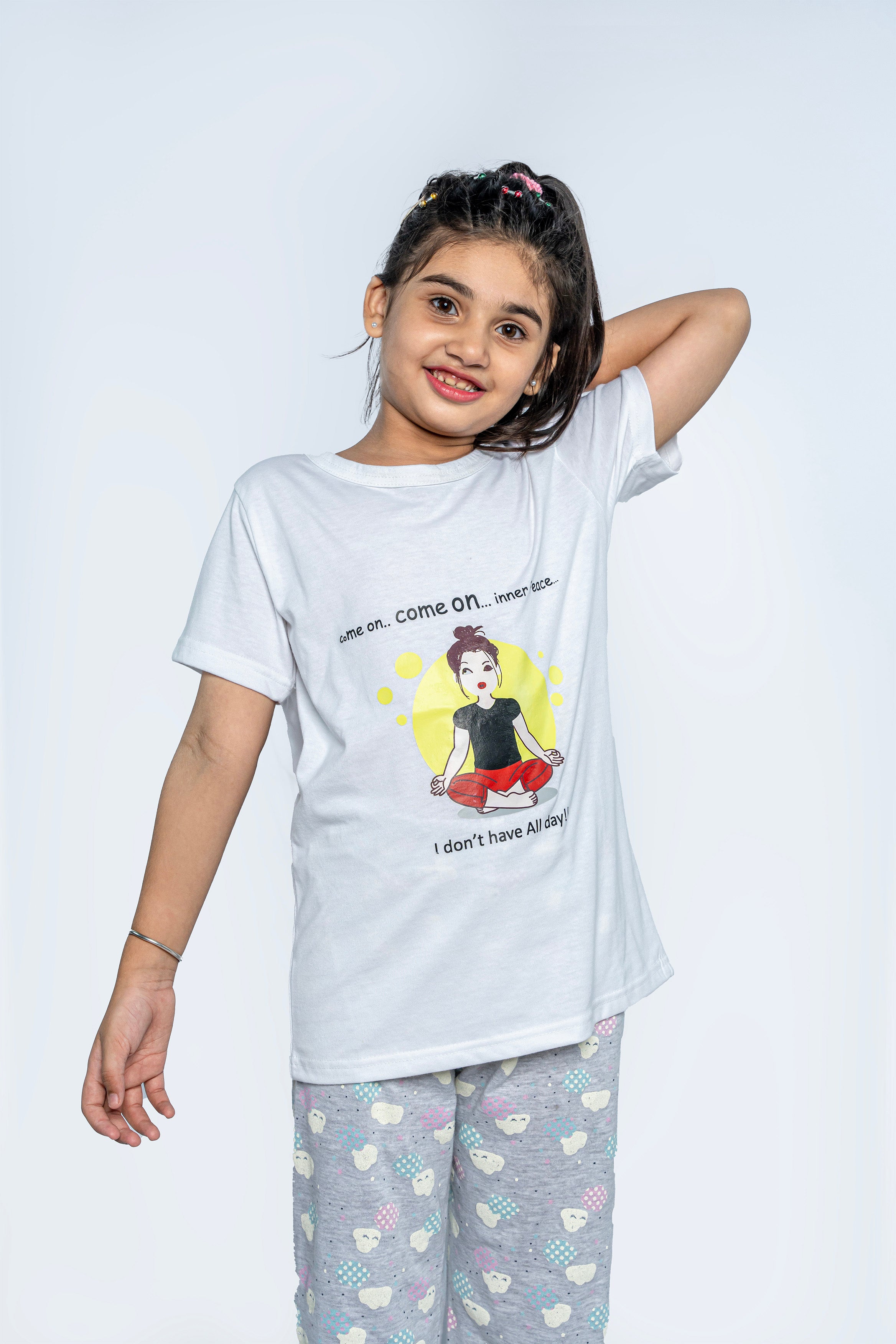 GIRL'S PAJAMA SET | SLEEPWEAR | OFF WHITE AND PRINTED GRAY TROUSER NIGHT SUIT