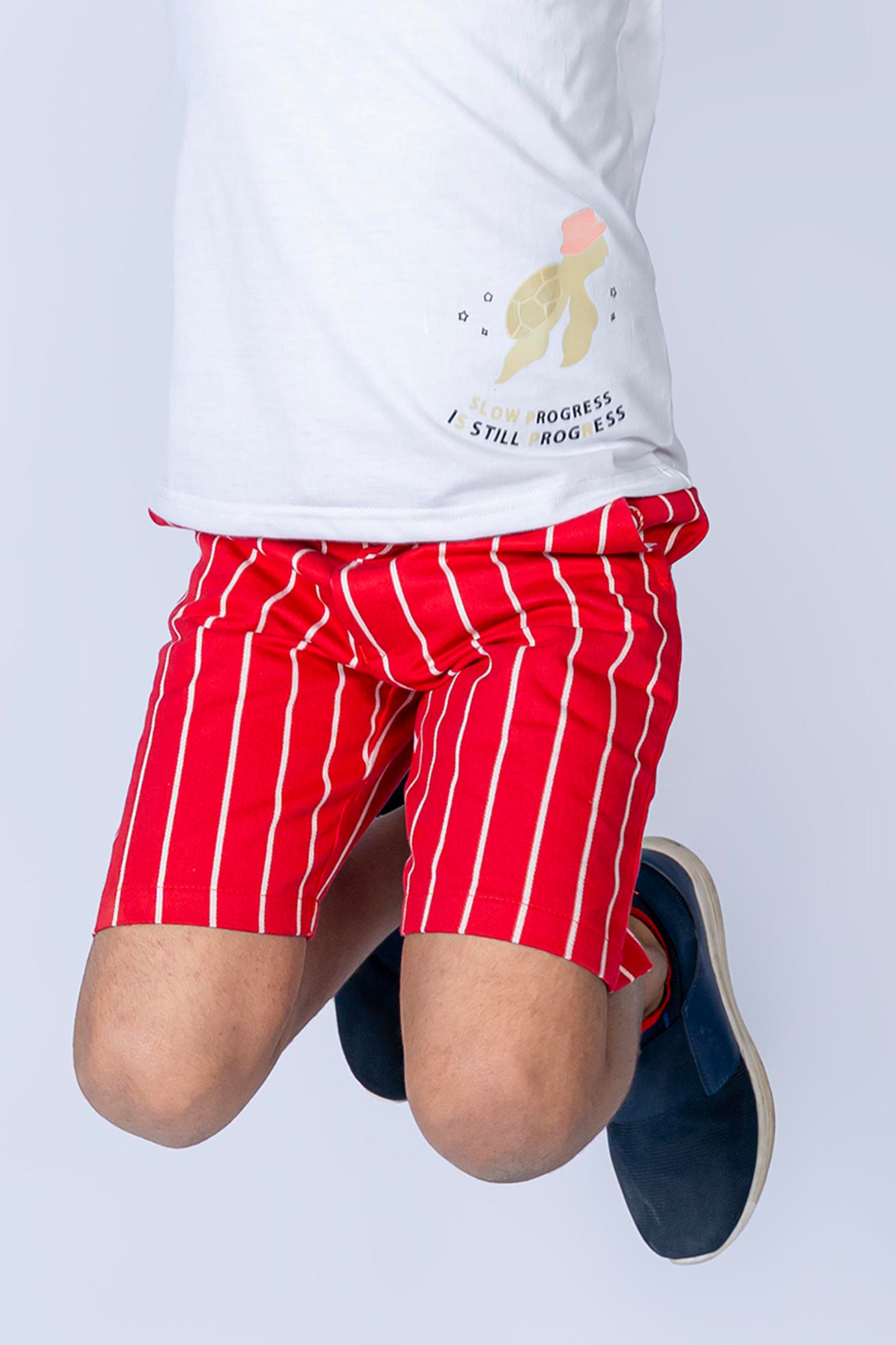 BOY'S TWILL SHORT RED WITH WHITE LINES