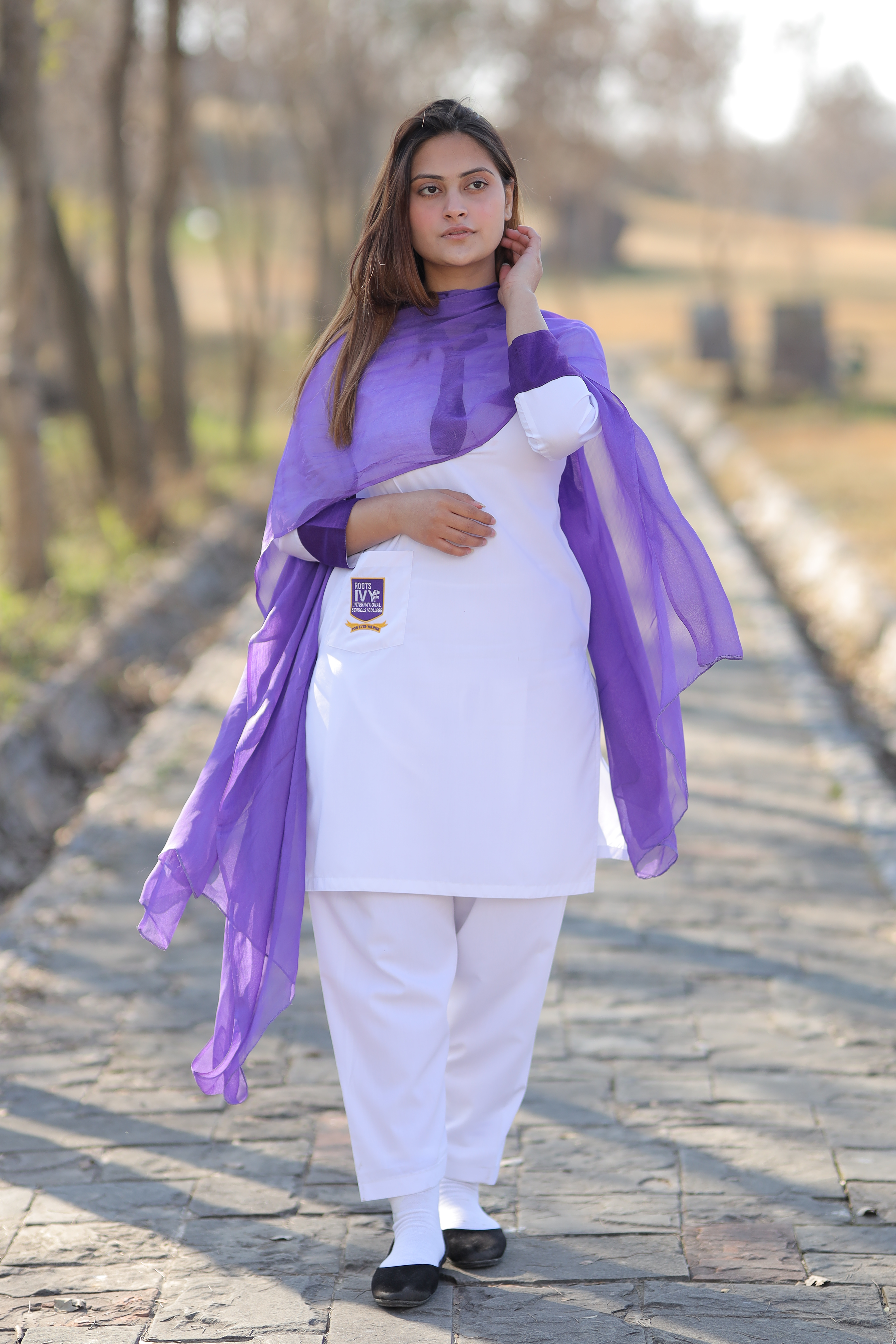 GIRLS SUIT WHITE LOGO ROOTS IVY F/S