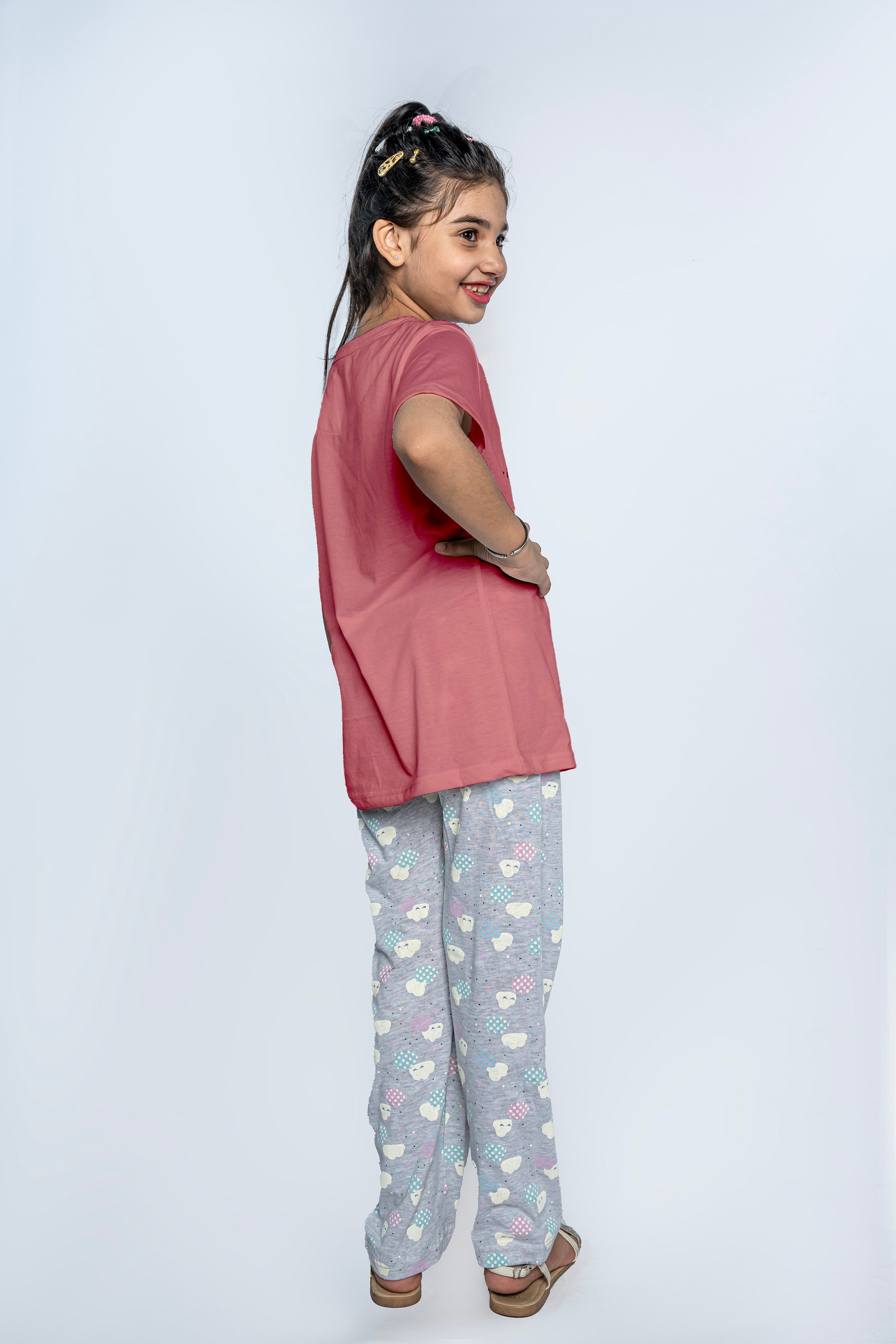 GIRL'S PAJAMA SET | SLEEPWEAR | CORAL AND PRINTED GRAY TROUSER NIGHT SUIT