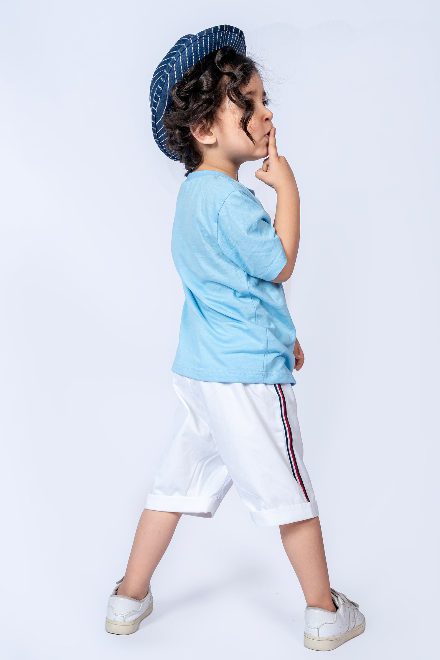 KID'S T-SHIRT SKY COLOR WITH "HELLO" PRINTING