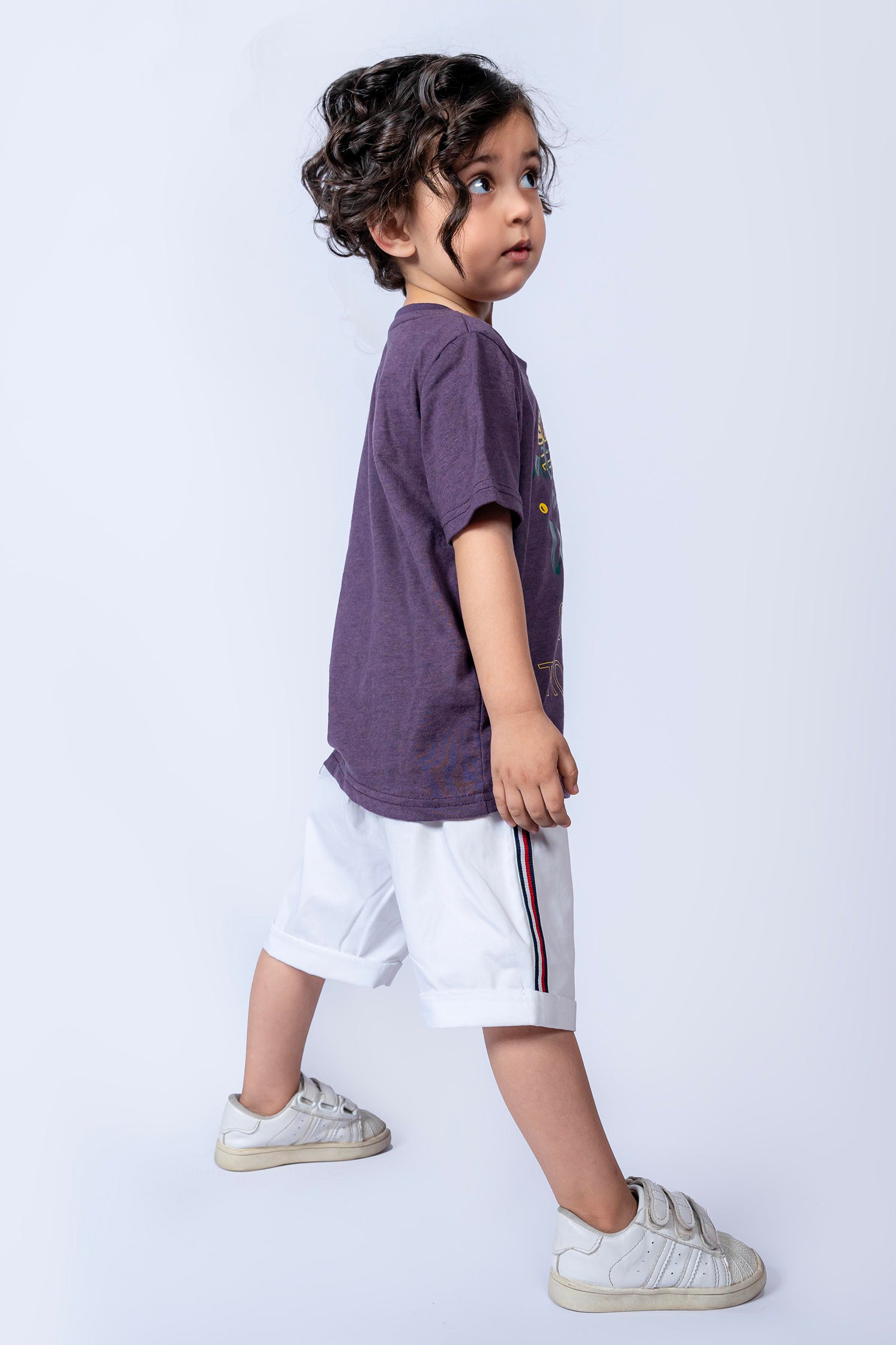 KID'S T SHIRT PURPLE WITH "CATCH THE WAVE" PRINTING