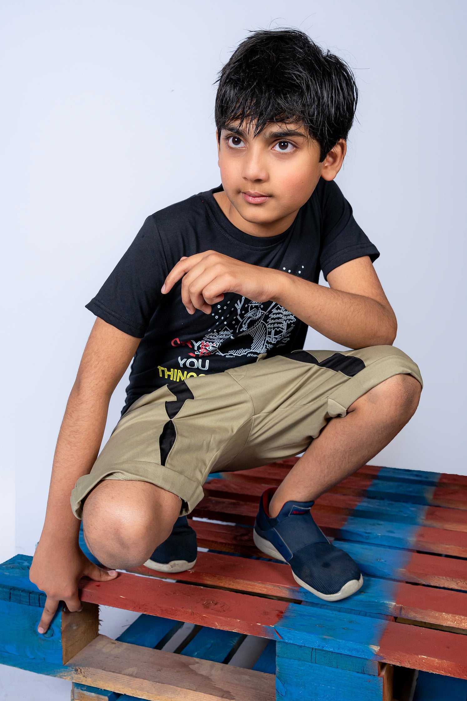 BOY'S T-SHIRT WITH "GEAR YOUR THINGS" PRINTING
