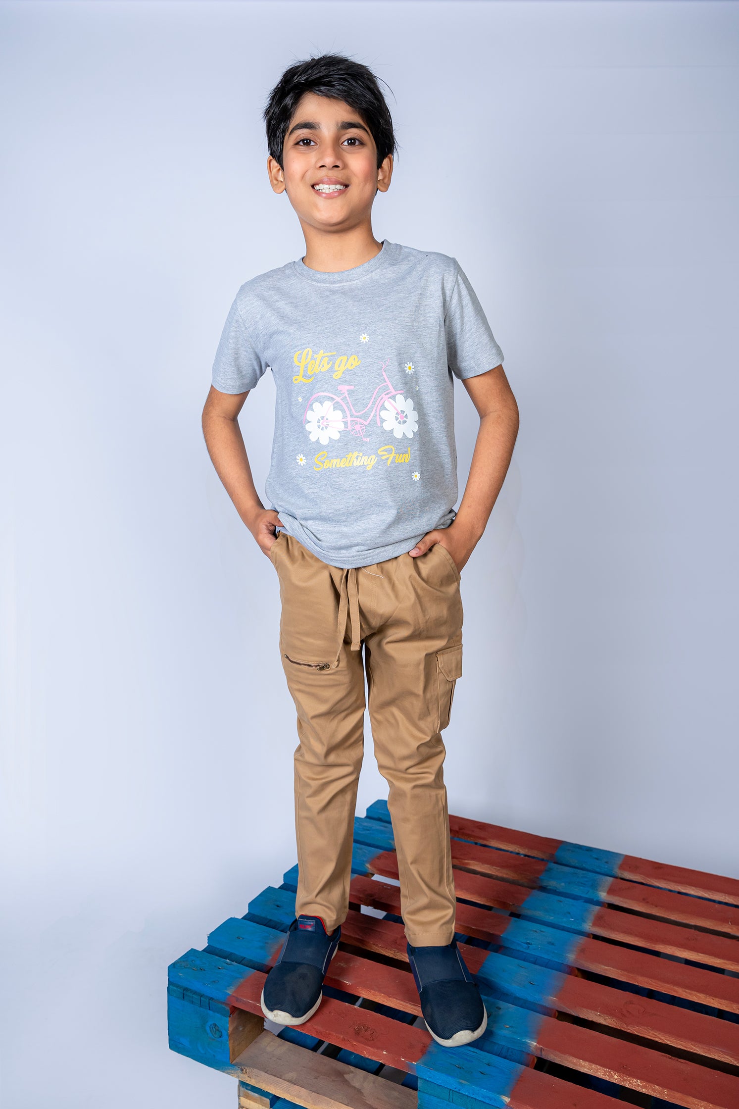 BOY'S T-SHIRT LIGHT GRAY WITH "LETS GO SOMETHING FUN" PRINTING