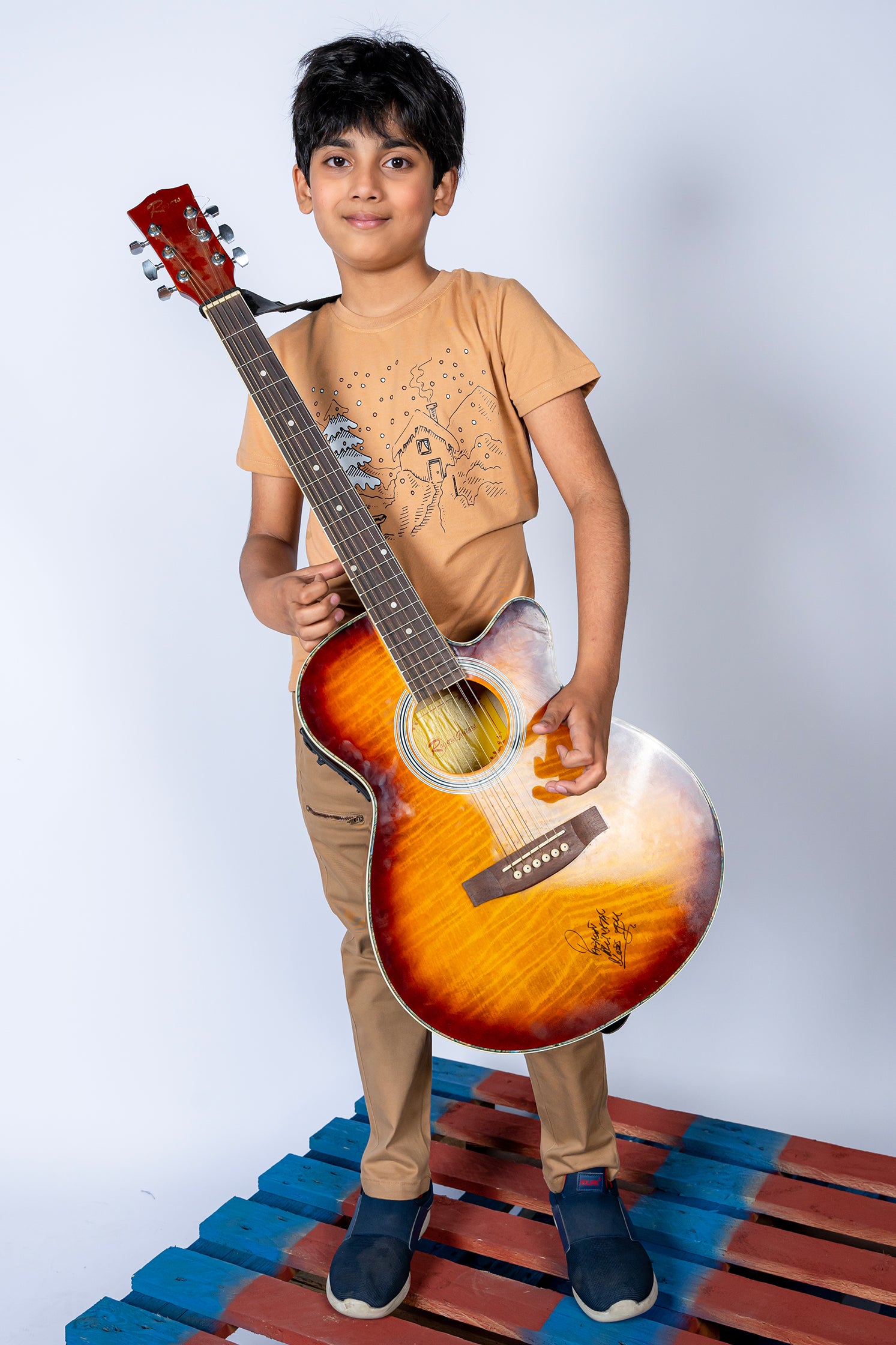 BOY'S T-SHIRT CAMEL WITH "HOUSE"  PRINTING