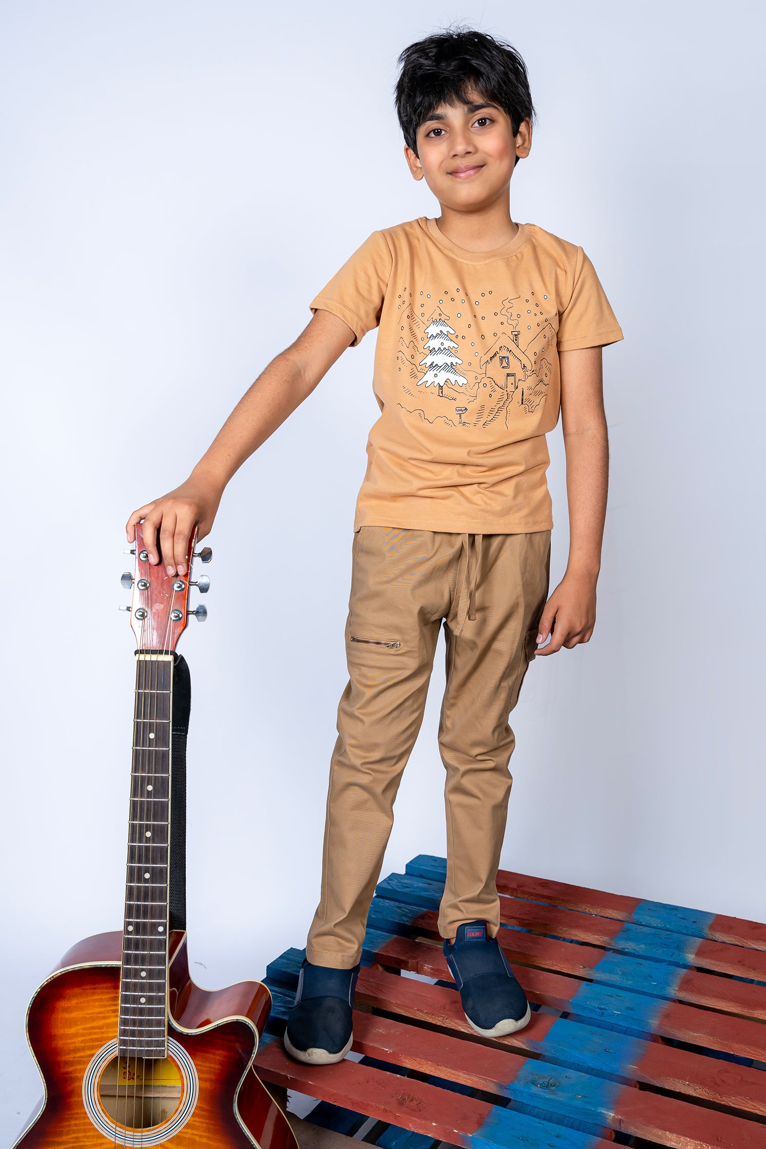 BOY'S T-SHIRT CAMEL WITH "HOUSE"  PRINTING