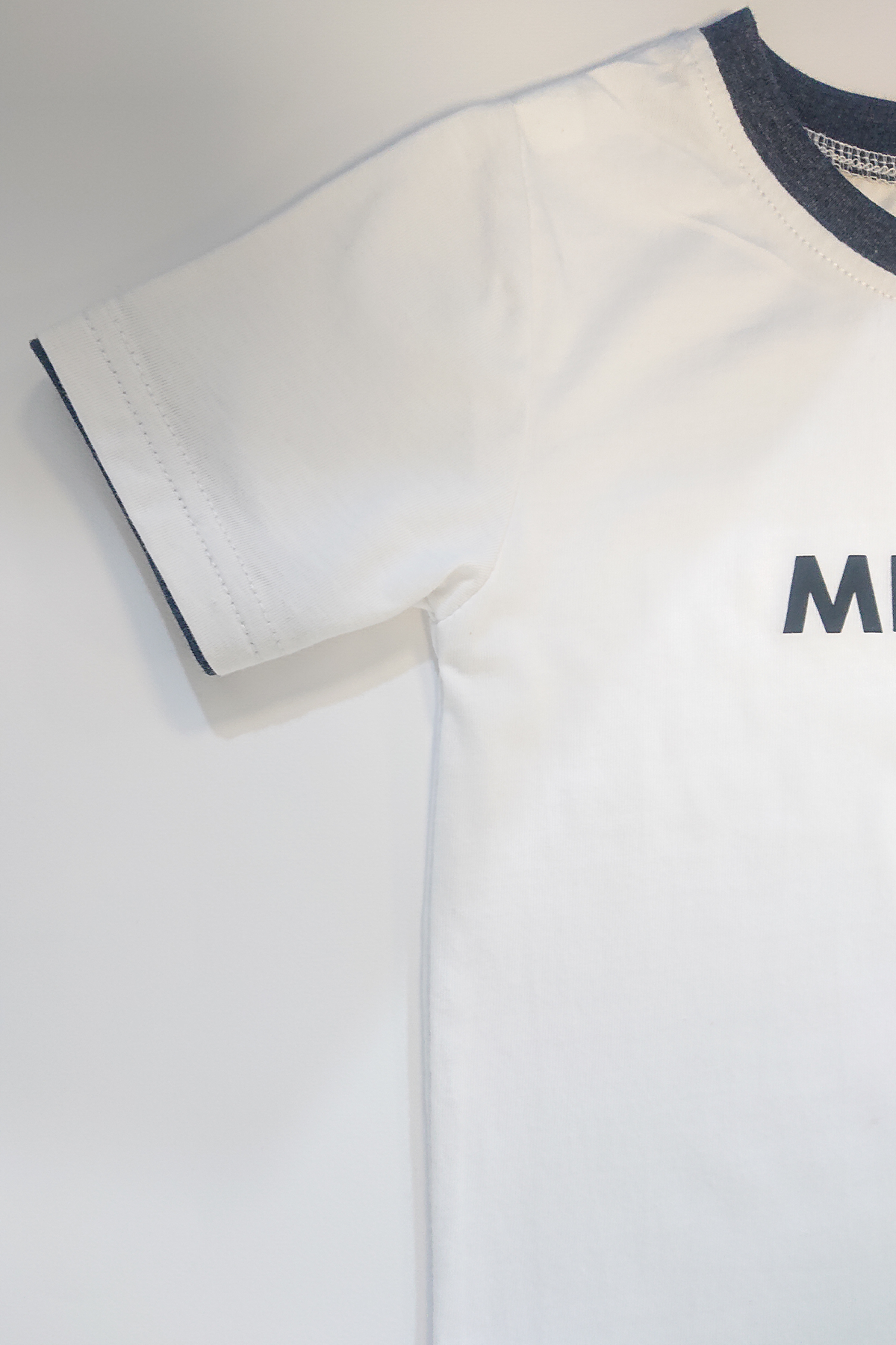 KID'S T-SHIRT WHITE WITH "MR. BUSY" PRINTING