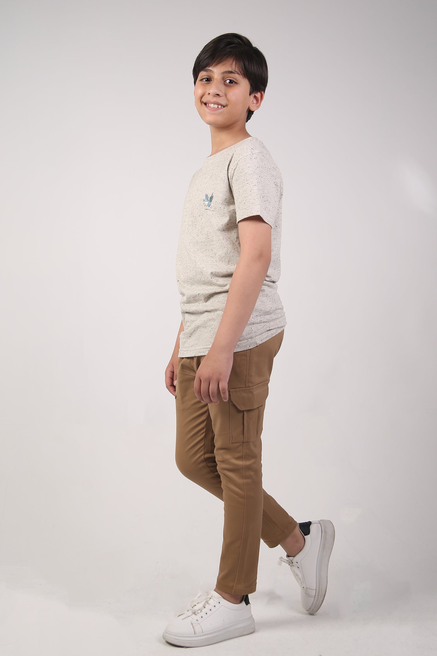 Boys T-shirt / Textured snow white smart print