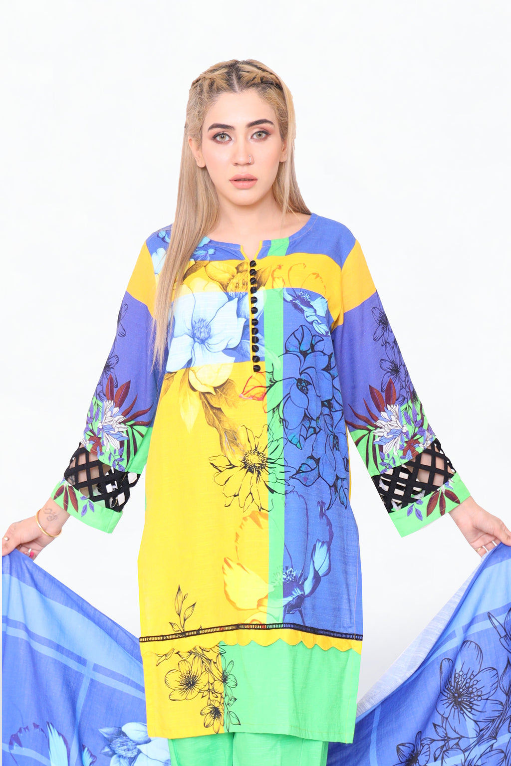 AZRA LADIES KHADDAR 3PCS SUIT