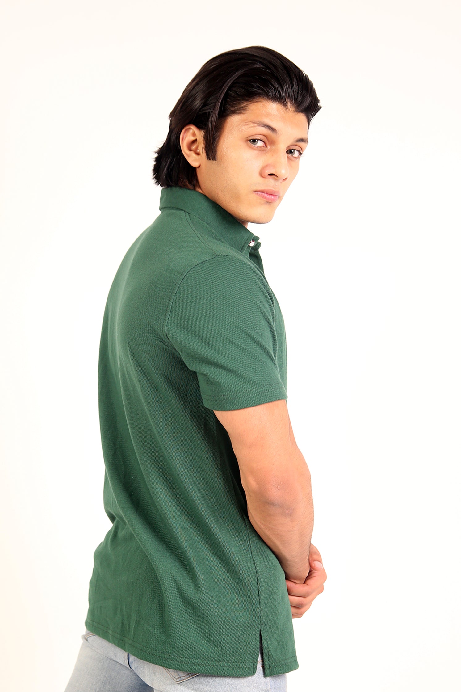 MEN POLO GREEN FRONT EMB