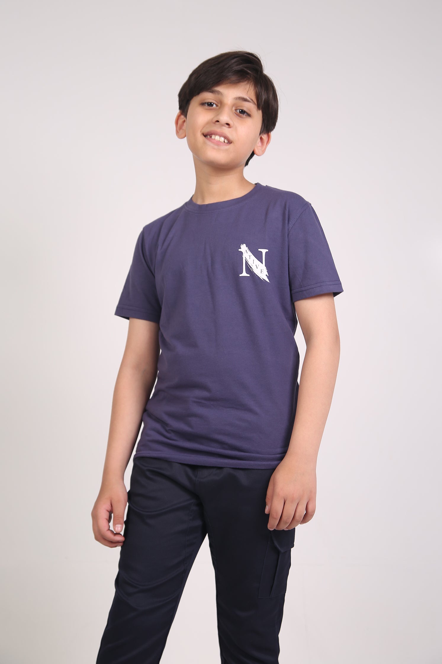 BOY'S T-SHIRT / IRLIS BLOOM LETTER GRAPHIC PRINT
