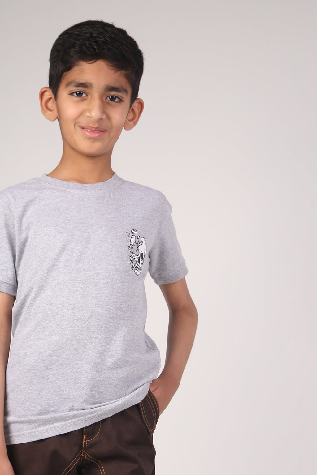 BOY'S T-SHIRT FUNKY WHITE WITH "SKULL" PRINTING