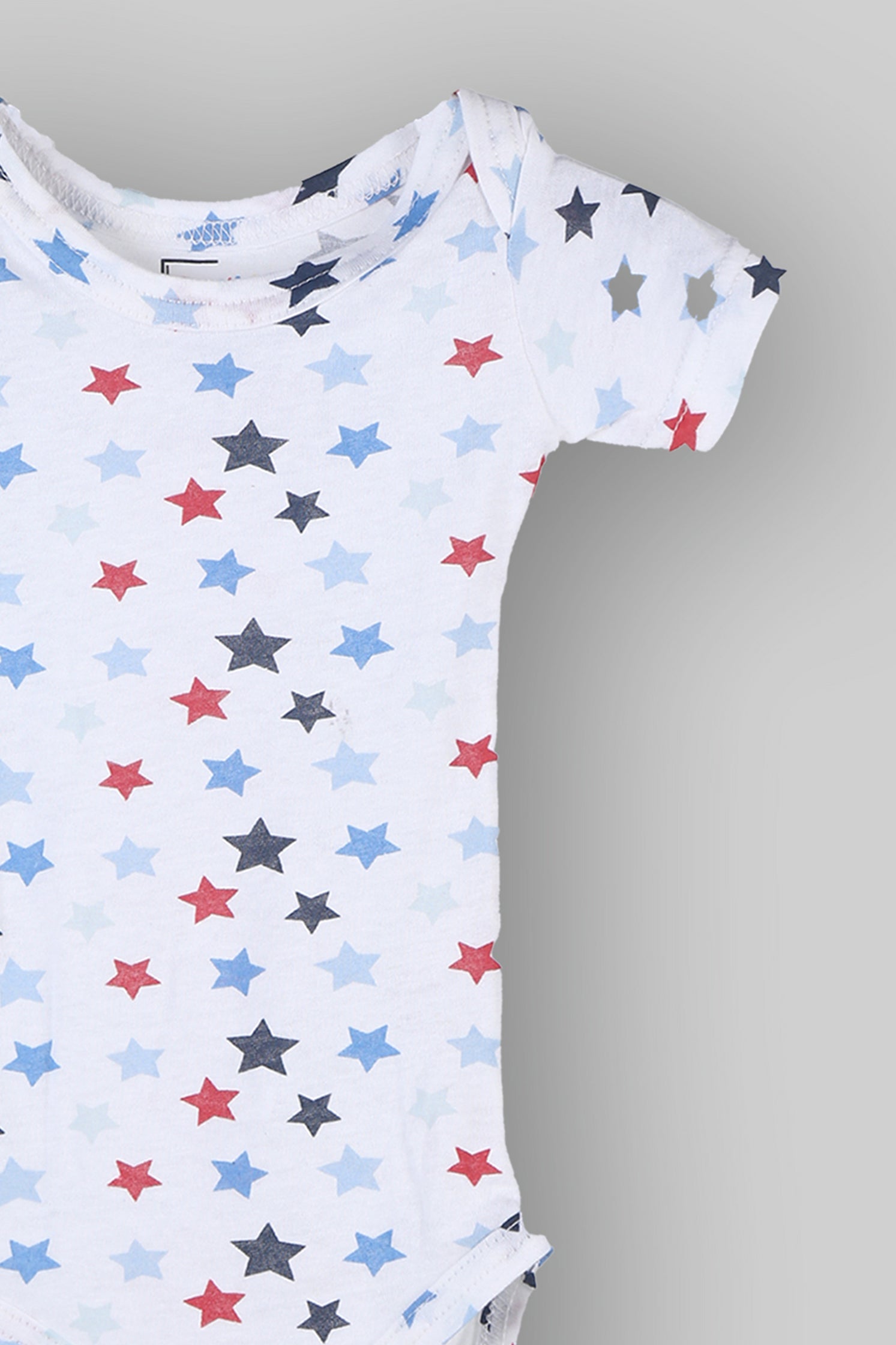 100% SOFT COTTON UNISEX ONESIE (PACK OF 3)