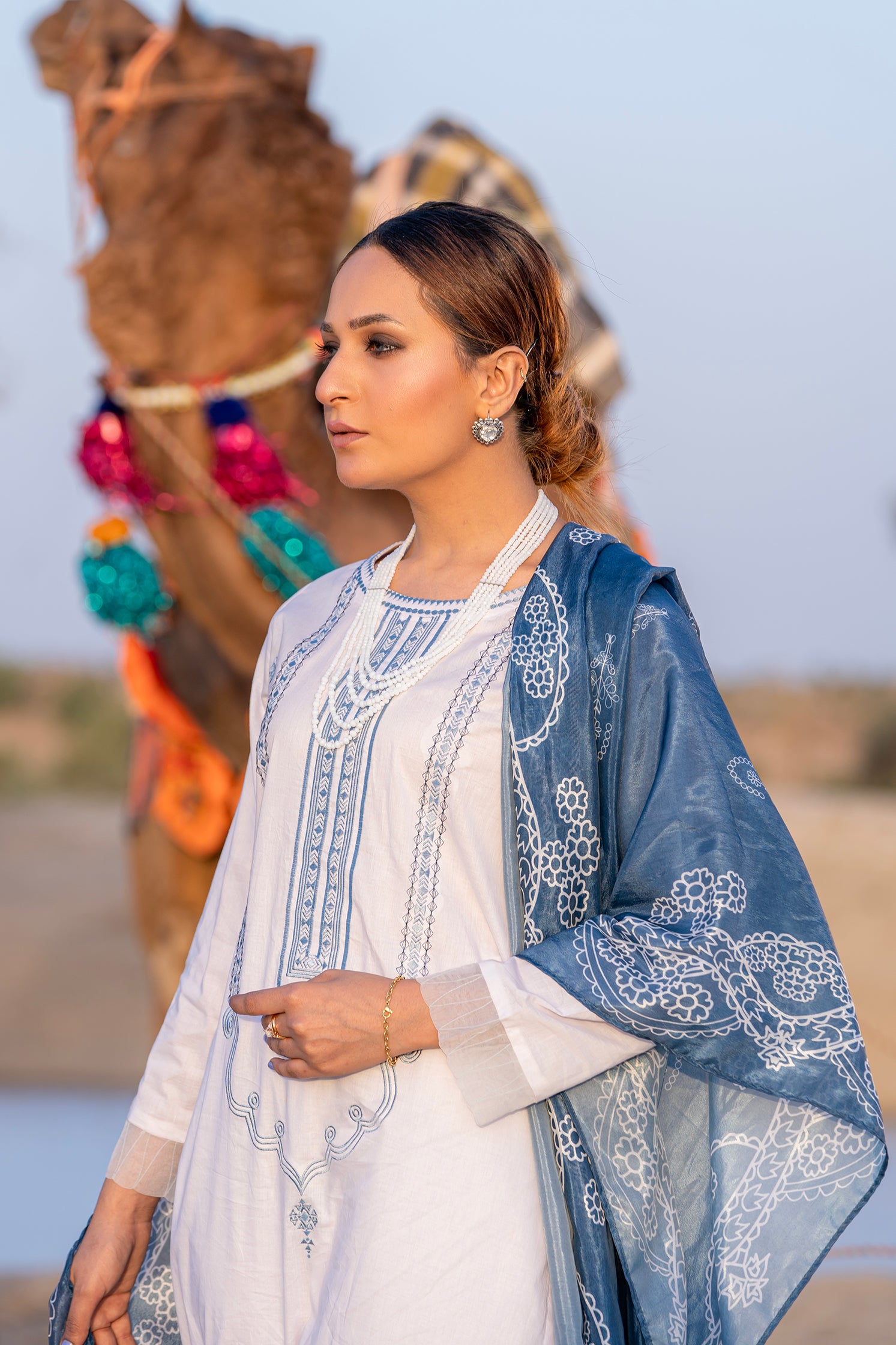 LADIES 3PC EMBROIDERY STITCHED SUIT WITH SHAMOZ SILK PRINTED DUPATTA