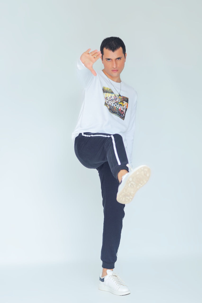 MEN'S SWEATSHIRT WHIITE COLOUR WITH EMB
