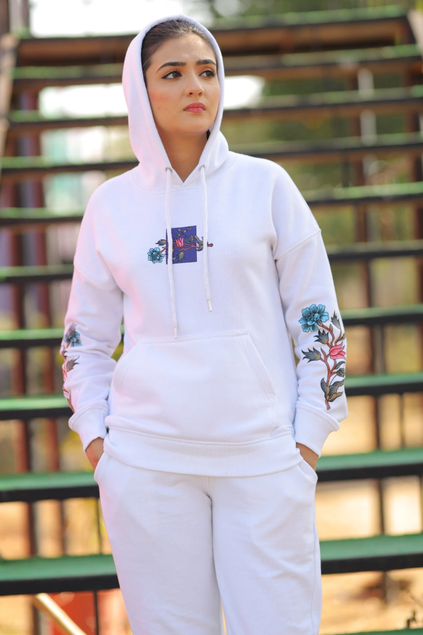 WHITE WITH FRONT PRINTING HOODIE
