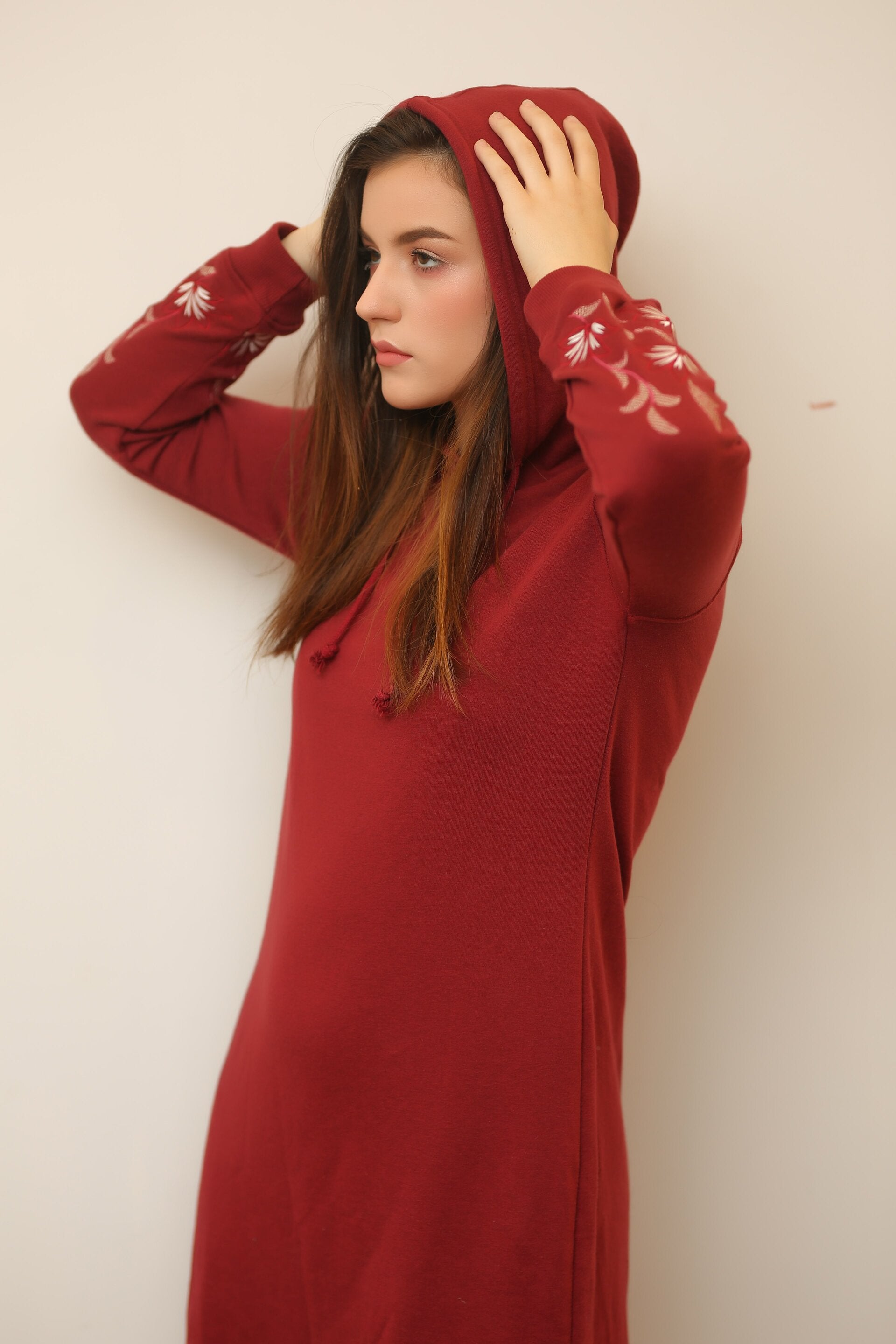 LADIES LONG HOODY WITH EMB MARRON